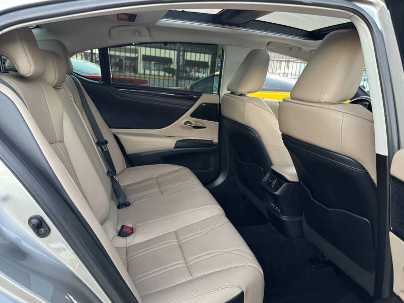 2021 Lexus ES 350 Ultra Luxury