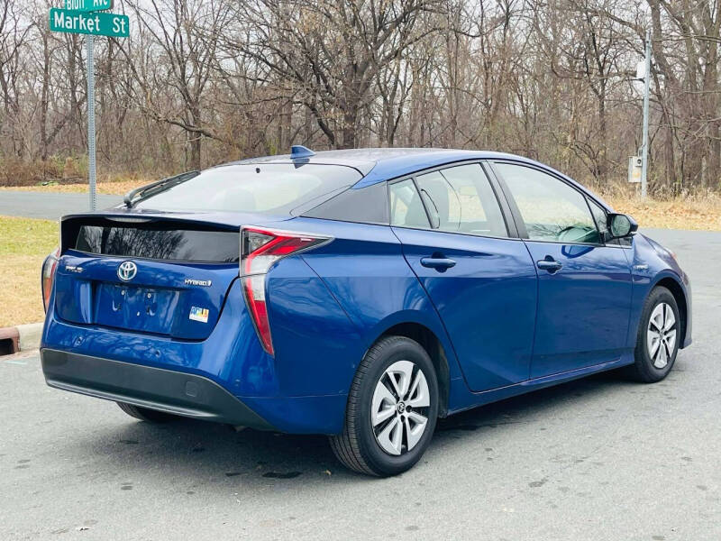 2018 Toyota Prius Three