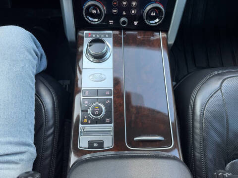 2020 Land Rover Range Rover P525 HSE