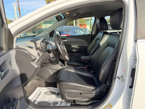 2016 Chevrolet Sonic LTZ Auto