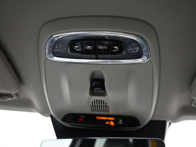 2021 Volvo XC90 T6 Inscription 6-Passenger