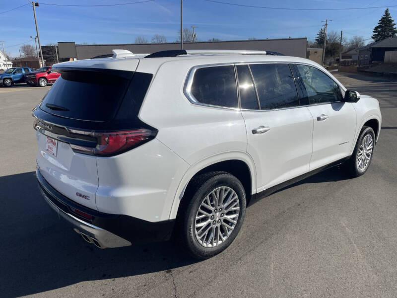 2024 GMC Acadia Denali