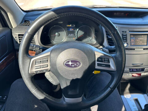 2013 Subaru Legacy 3.6R Limited