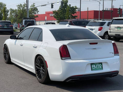 2017 Chrysler 300