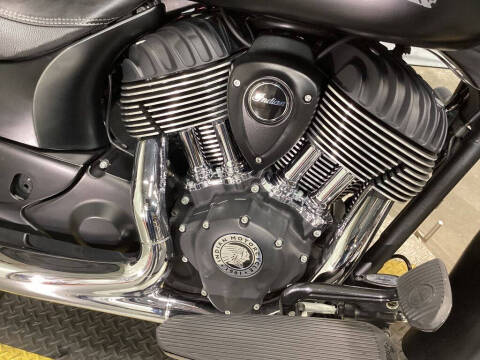 2018 Indian Springfield Dark Horse&#