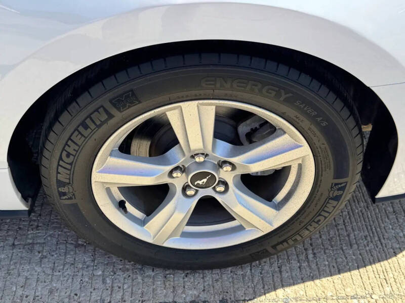 2019 Ford Mustang EcoBoost
