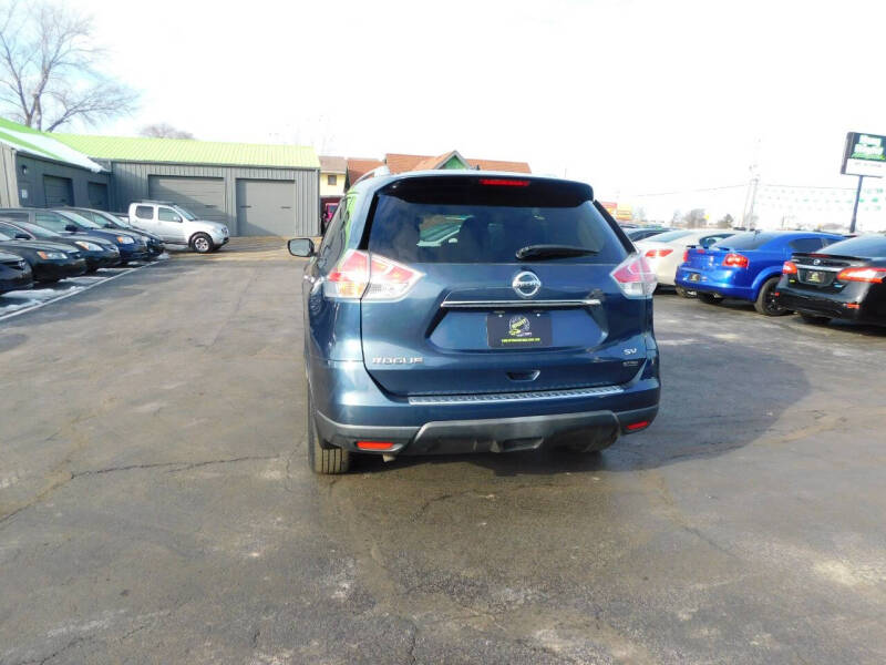 2016 Nissan Rogue SV