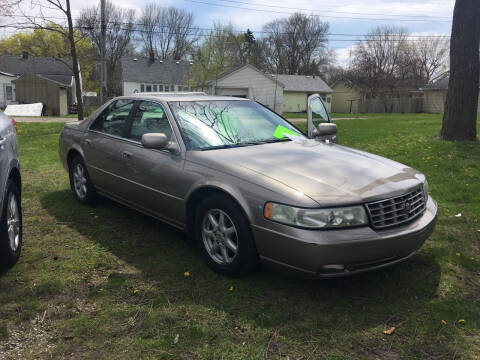 2003 Cadillac Seville for sale at Antique Motors in Plymouth IN