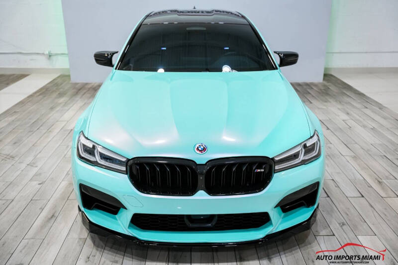 2023 BMW M5