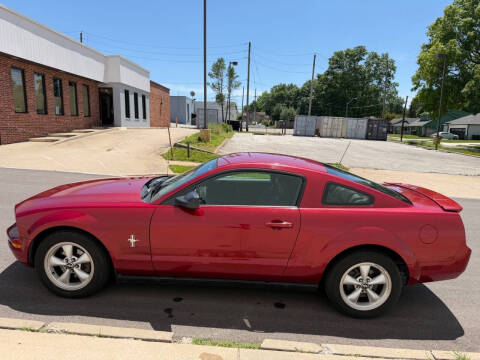 2007 Ford Mustang V6 Deluxe