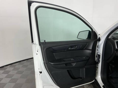 2015 GMC Acadia SLE-2