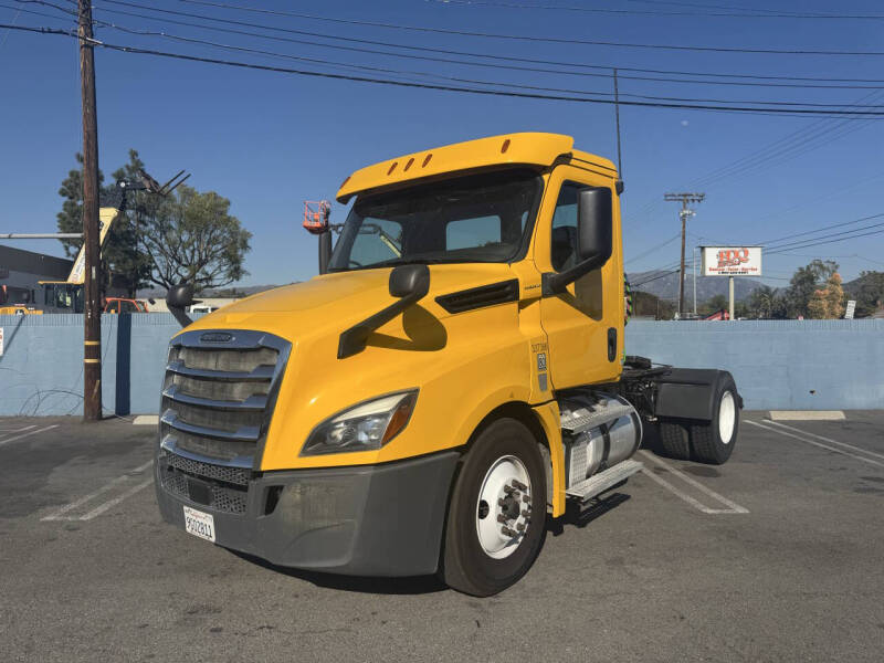 2020 Freightliner Cascadia