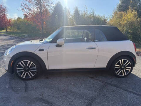 2017 MINI Convertible Cooper