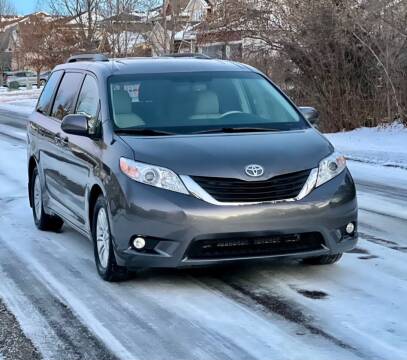 2011 Toyota Sienna for sale at You Win Auto in Burnsville MN