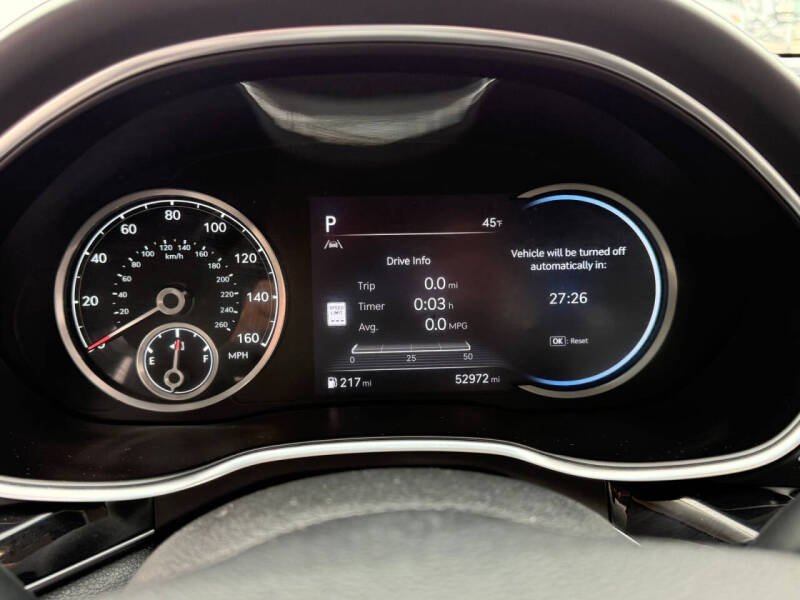 2023 Genesis G80