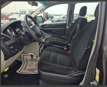 2016 Dodge Grand Caravan American Value Package