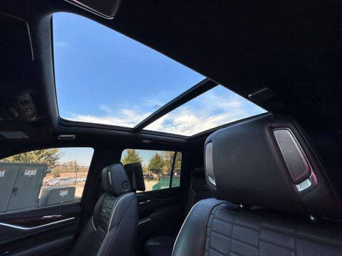 2022 Cadillac Escalade ESV Sport Platinum