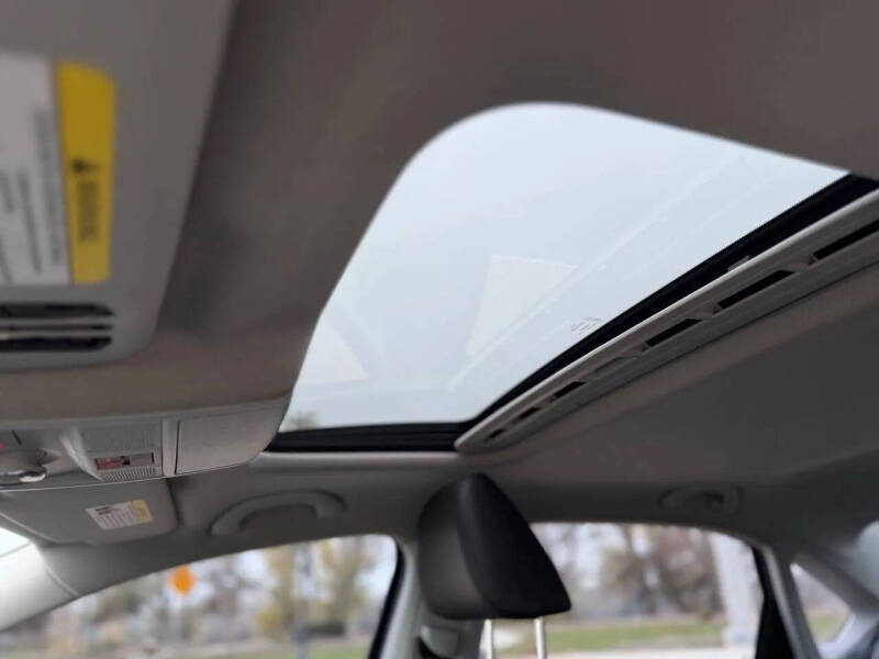 2014 Volkswagen Passat 1.8T SEL Premium PZEV