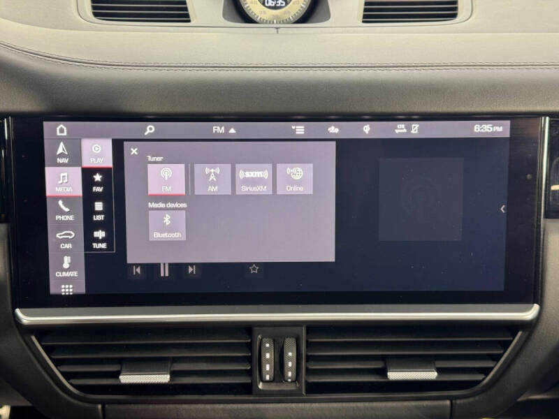 2021 Porsche Cayenne GTS Coupe