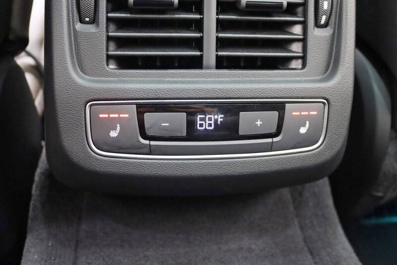 2023 Audi e-tron GT quattro Prestige