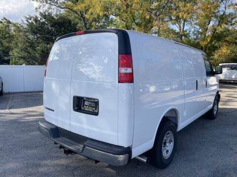 2025 Chevrolet Express 2500