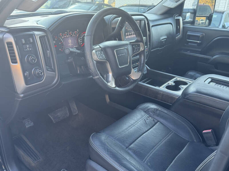 2016 GMC Sierra 2500HD Denali