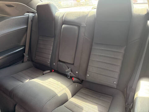 2010 Dodge Challenger SE