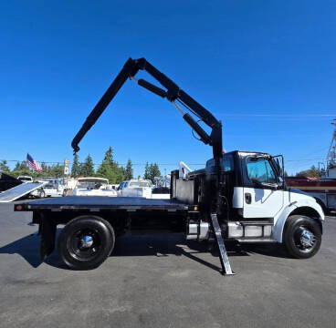 2004 Freightliner M2 106
