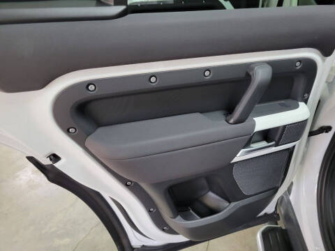 2023 Land Rover Defender 110 30th Anniversary Edition