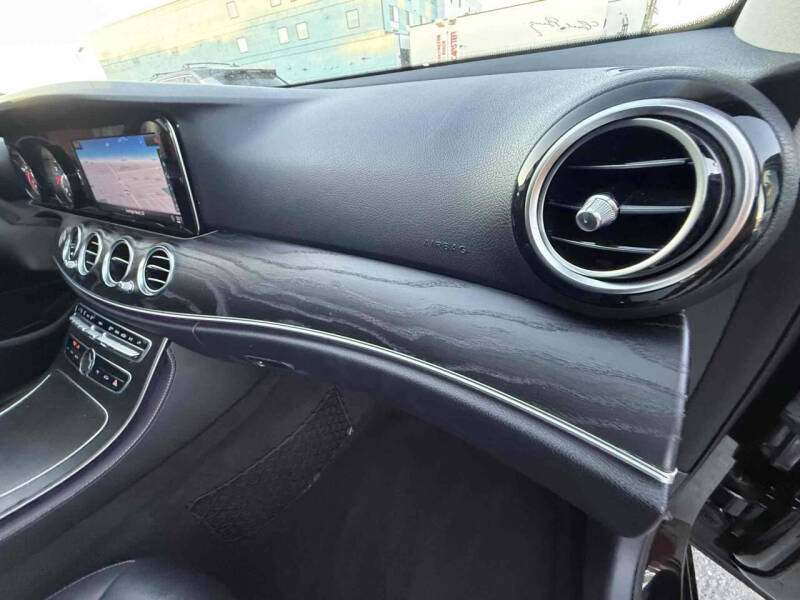 2018 Mercedes-Benz E-Class E 300