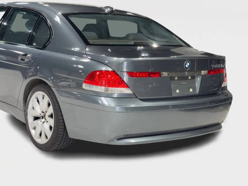 2003 BMW 7 Series 745Li