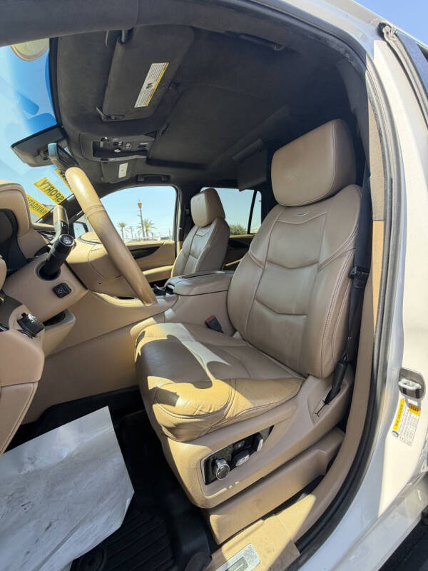 2018 Cadillac Escalade Platinum