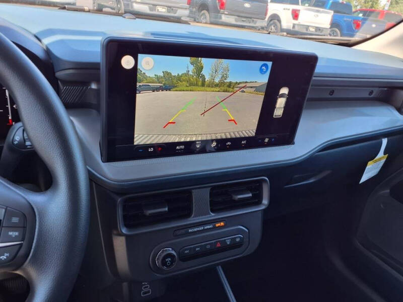 2025 Ford Maverick XL