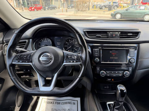 2018 Nissan Rogue SV