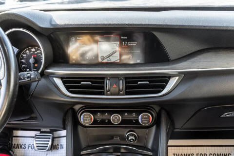 2022 Alfa Romeo Stelvio Ti