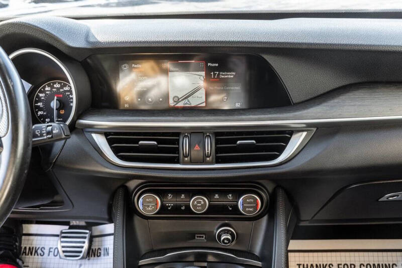 2022 Alfa Romeo Stelvio Ti