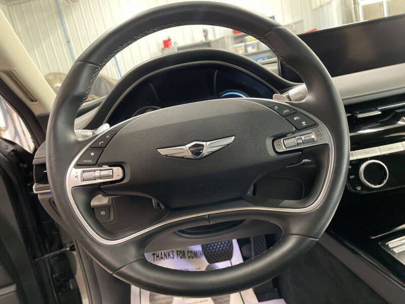 2023 Genesis G80