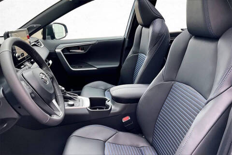 2025 Toyota RAV4 Hybrid XSE