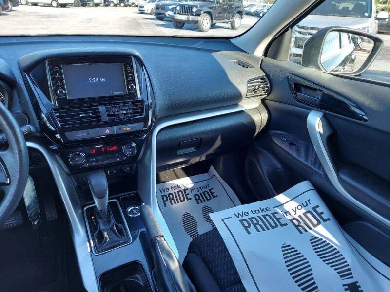 2022 Mitsubishi Eclipse Cross ES