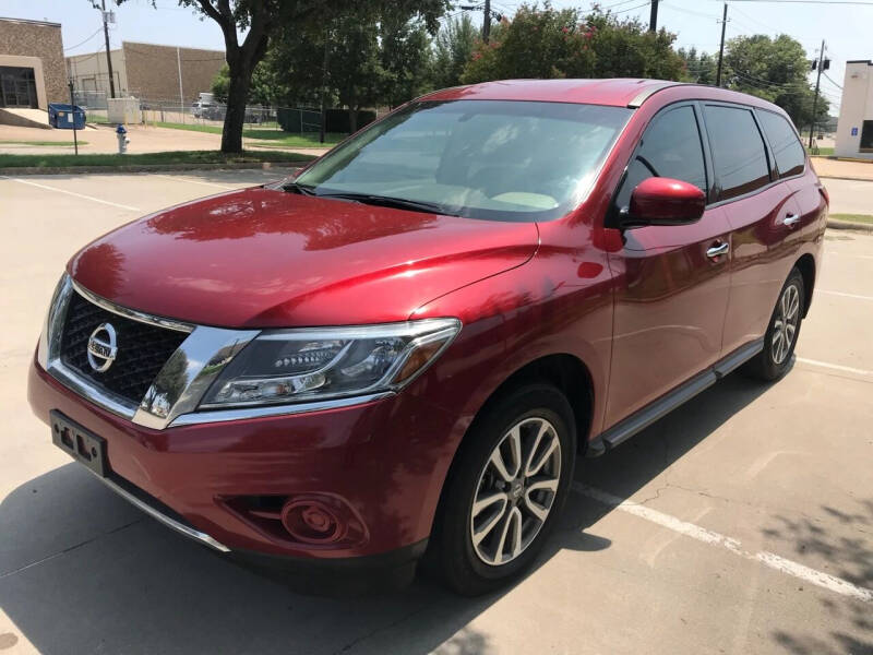 2014 Nissan Pathfinder for sale at Vitas Car Sales in Dallas TX