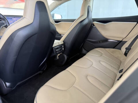 2012 Tesla Model S Performance