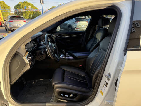 2019 BMW 5 Series 530i