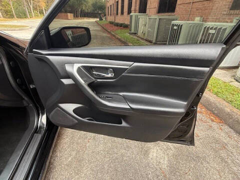 2017 Nissan Altima 2.5 SR