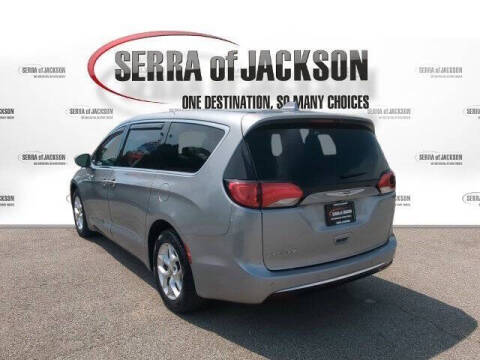 2020 Chrysler Pacifica Touring