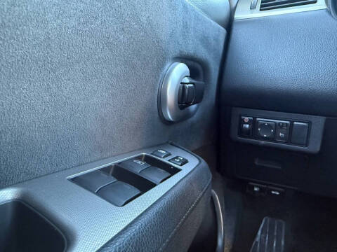 2009 Nissan Versa 1.8 S