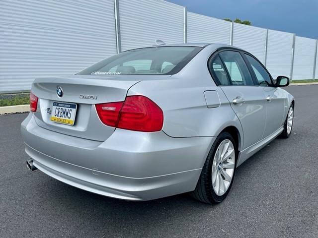 2011 BMW 3 Series 328i