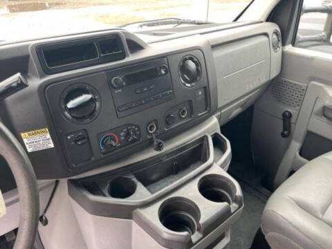 2017 Ford E-Series