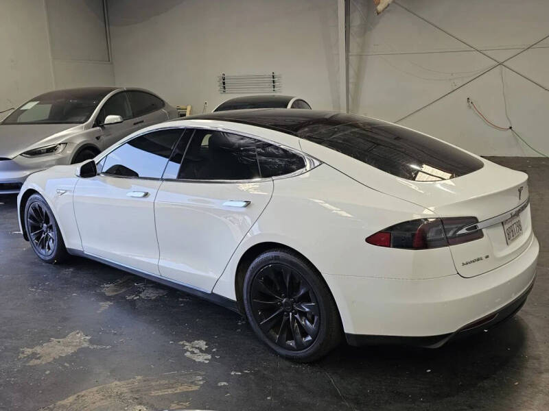 2016 Tesla Model S 70