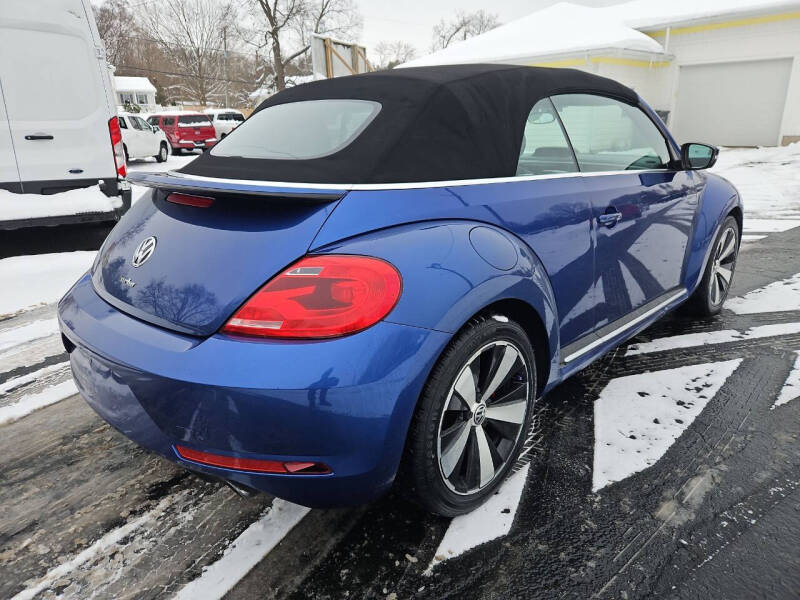 2013 Volkswagen Beetle Convertible Turbo