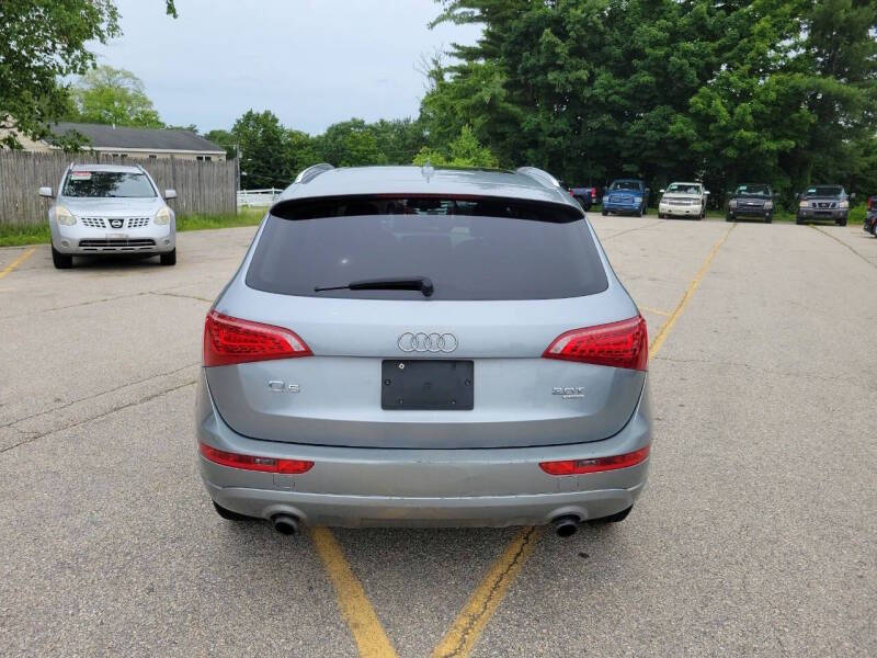 2011 Audi Q5 2.0T quattro Premium Plus